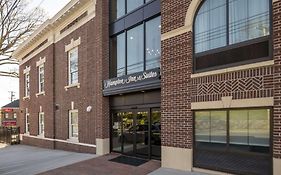Hampton Inn & Suites Huntington Downtown, Ny